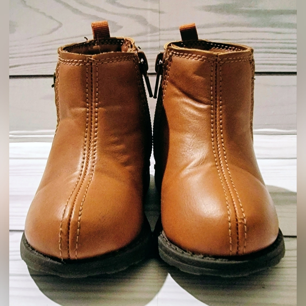 Carter's Tan Kids Zip-Up Boots with Side Heart Bucklerters Size 5 - Picture 5 of 8